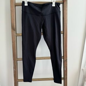 Tagless LuLuLemon Black Leggings